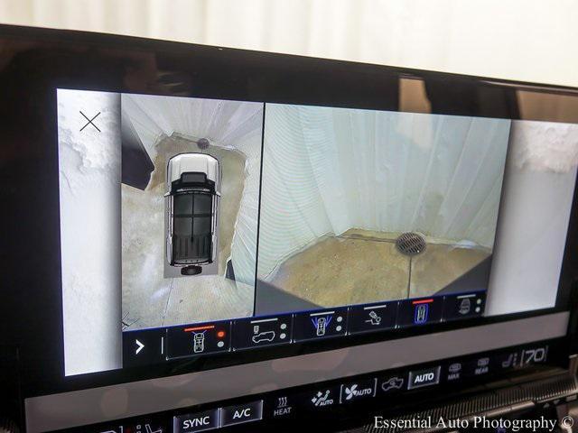 Photo of 2025 Meteorite GMC HUMMER EV SUV