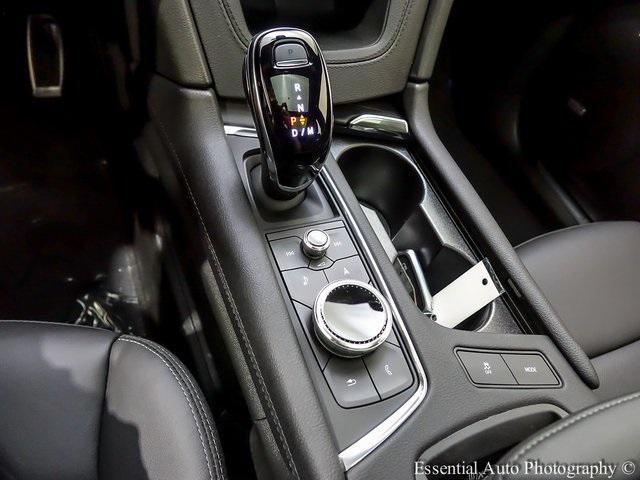 Photo of 2025 Silver Metallic Cadillac XT5