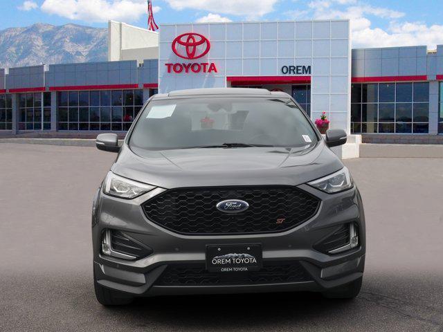 Photo of 2022 Carbonized Gray Metallic Ford Edge