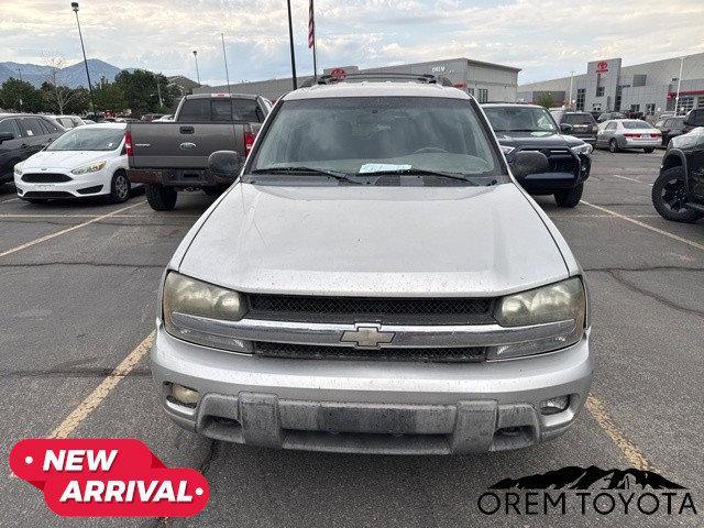 Photo of 2004 Silverstone Metallic Chevrolet TrailBlazer EXT