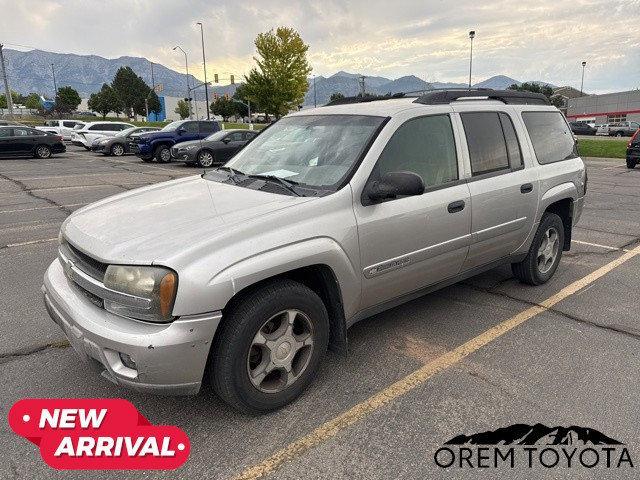 Photo of 2004 Silverstone Metallic Chevrolet TrailBlazer EXT