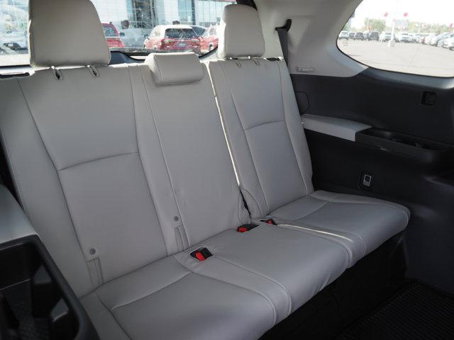 Photo of 2026 Midnight Black Metallic Toyota Grand Highlander