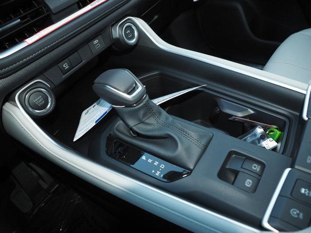 Photo of 2026 Midnight Black Metallic Toyota Grand Highlander