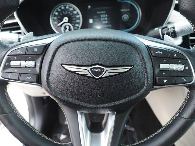 Photo of 2025 Uyuni White Genesis G70