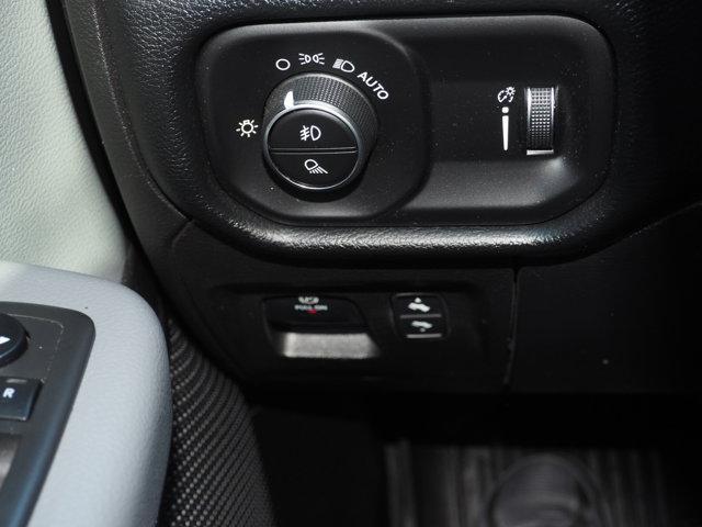 Photo of 2021 Bright White Clearcoat RAM 1500