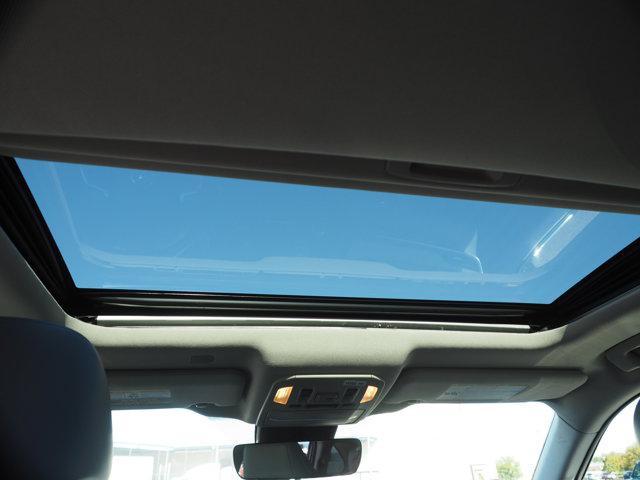 Photo of 2021 Magnetic Gray Metallic Toyota Highlander