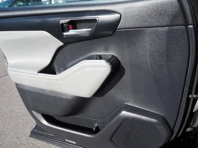 Photo of 2021 Magnetic Gray Metallic Toyota Highlander