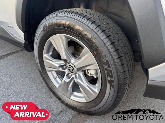 Photo of 2023 Ice Cap Toyota RAV4 Hybrid