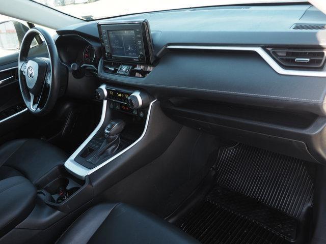 Photo of 2021 Blizzard Pearl Toyota RAV4