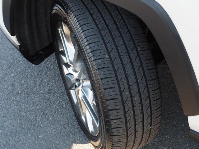 Photo of 2021 Blizzard Pearl Toyota RAV4