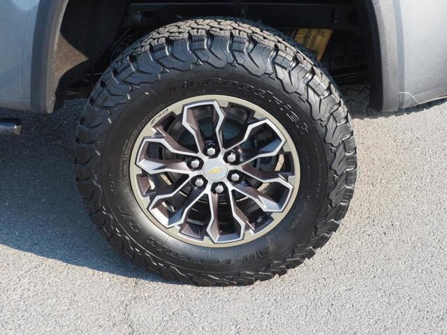 Photo of 2020 Satin Steel Metallic Chevrolet Colorado