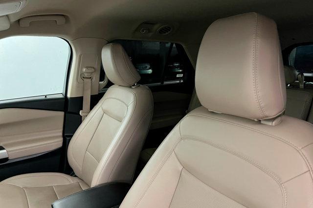 Photo of 2024 Agate Black Metallic Ford Explorer