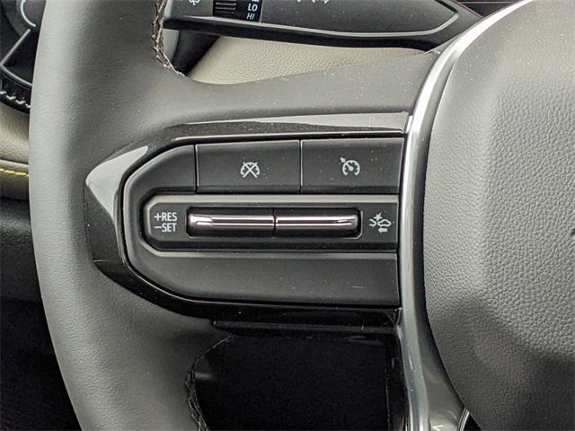 Photo of 2025 Radiant Red Tintcoat Chevrolet Colorado