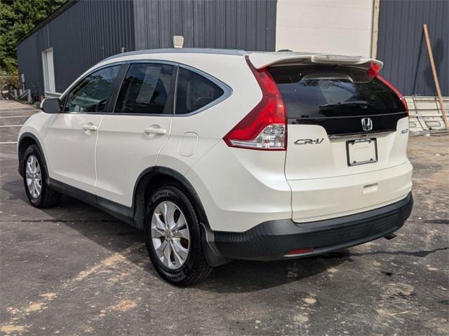 Photo of 2013 White Diamond Pearl Honda CR-V