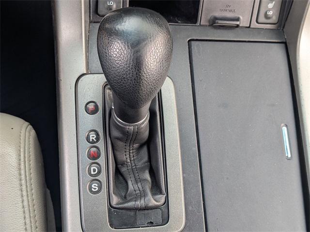 Photo of 2011 White Diamond Pearl Acura RDX