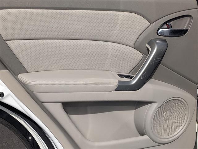 Photo of 2011 White Diamond Pearl Acura RDX