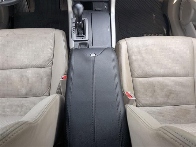 Photo of 2011 White Diamond Pearl Acura RDX