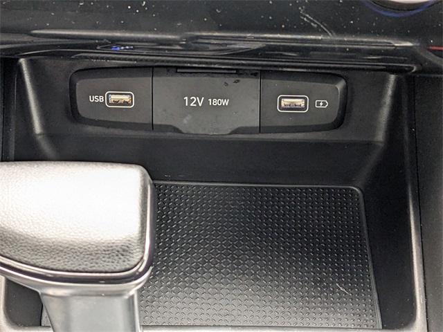 Photo of 2022 Shimmering Silver Hyundai TUCSON