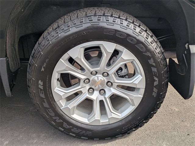 Photo of 2023 Black Chevrolet Silverado 1500