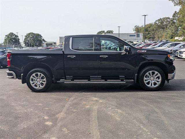 Photo of 2023 Black Chevrolet Silverado 1500