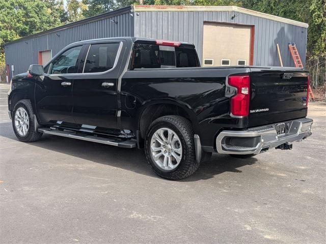 Photo of 2023 Black Chevrolet Silverado 1500
