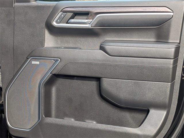 Photo of 2023 Black Chevrolet Silverado 1500