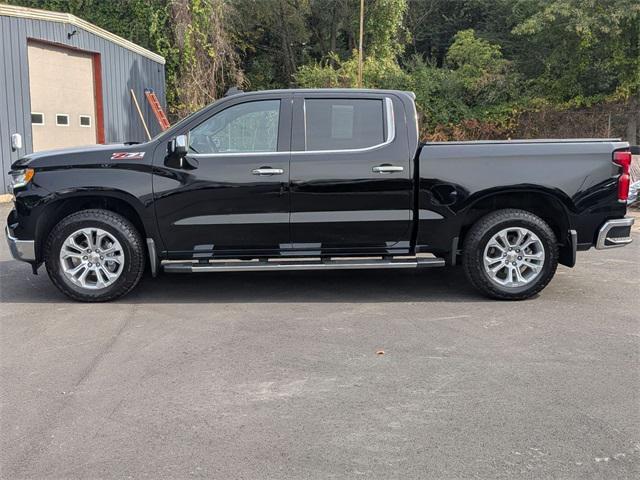 Photo of 2023 Black Chevrolet Silverado 1500