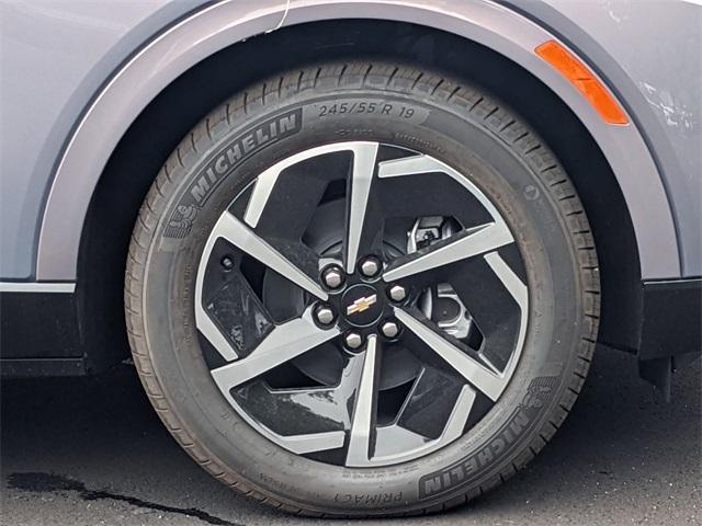 Photo of 2025 Galaxy Gray Metallic Chevrolet Equinox EV