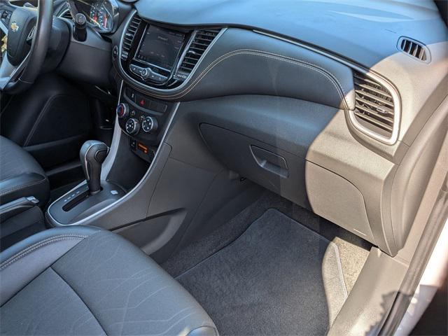 Photo of 2022 Summit White Chevrolet Trax