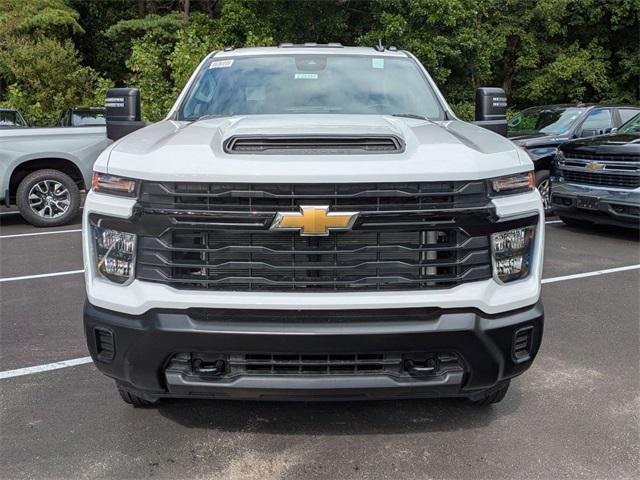 Photo of 2025 Summit White Chevrolet Silverado 3500