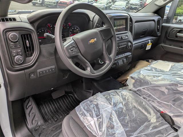 Photo of 2025 Summit White Chevrolet Silverado 3500