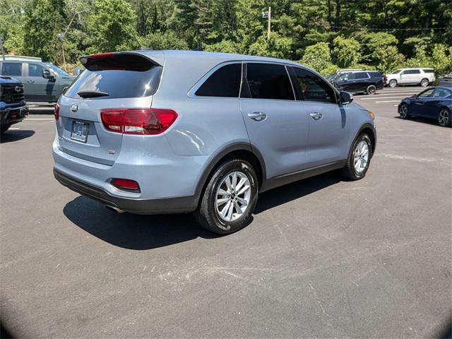 Photo of 2020 Everlasting Silver Kia Sorento