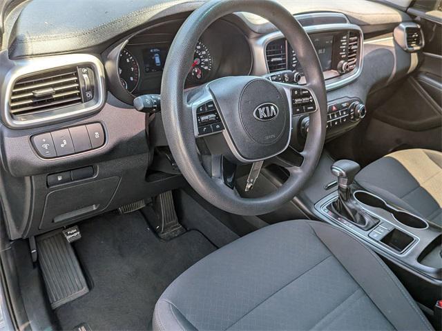 Photo of 2020 Everlasting Silver Kia Sorento