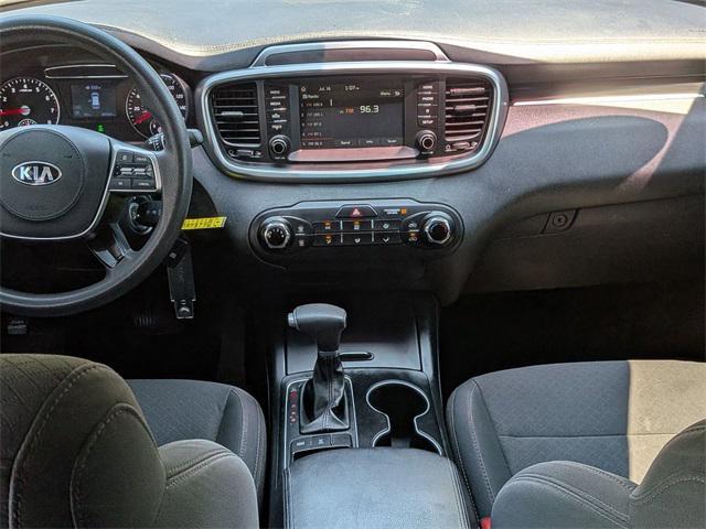 Photo of 2020 Everlasting Silver Kia Sorento