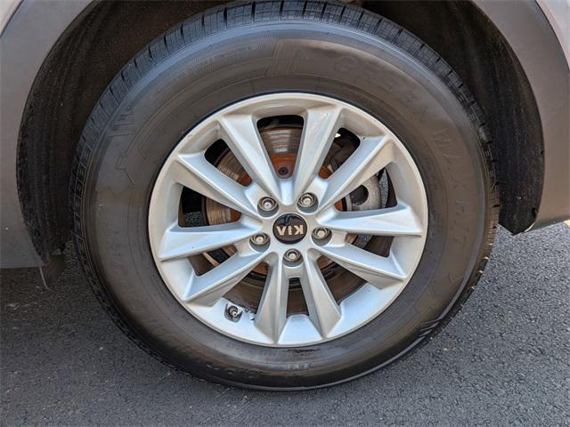 Photo of 2020 Everlasting Silver Kia Sorento