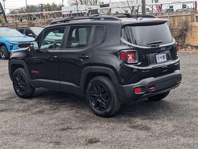 Photo of 2018 Black Jeep Renegade