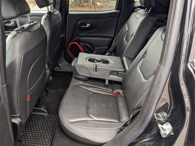 Photo of 2018 Black Jeep Renegade