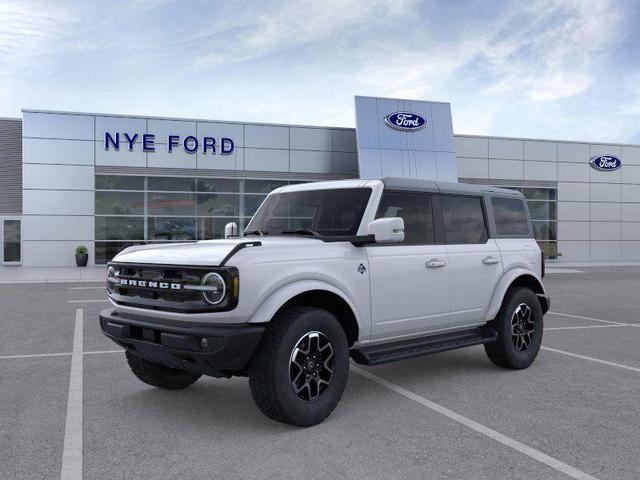 Photo of 2025 Oxford White Ford Bronco