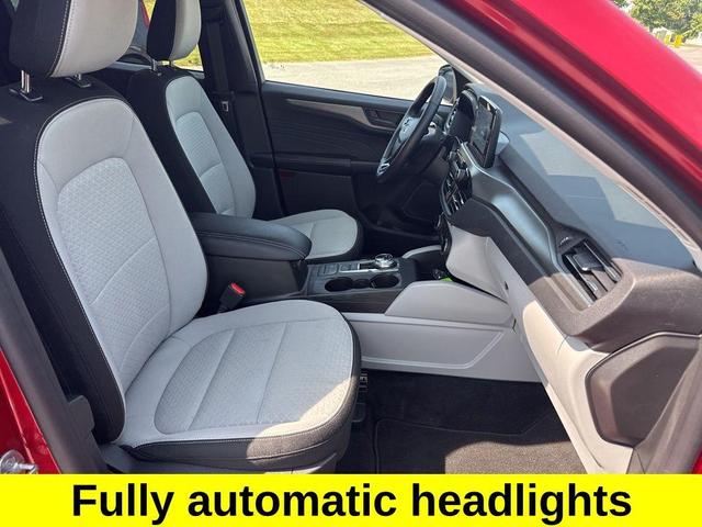 Photo of 2025 Red Metallic Ford Escape