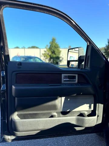 Photo of 2013 Tuxedo Black Metallic Ford F-150