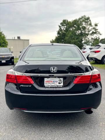 Photo of 2013 Crystal Black Pearl Honda Accord