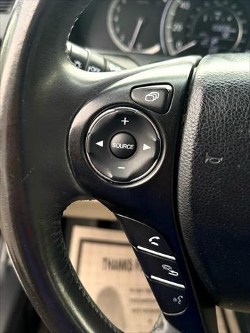 Photo of 2013 Crystal Black Pearl Honda Accord