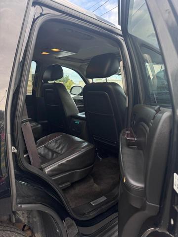 Photo of 2010 Onyx Black GMC Yukon