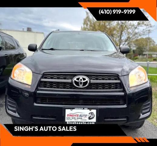 Photo of 2012 Black Toyota RAV4