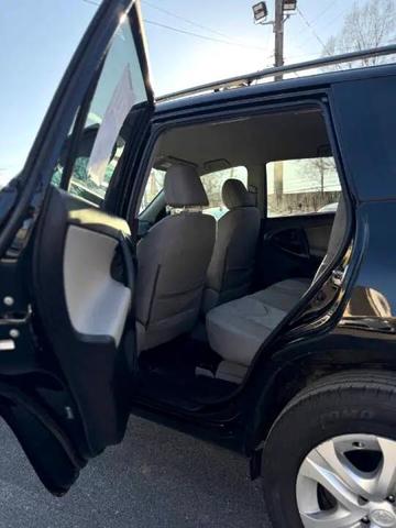 Photo of 2012 Black Toyota RAV4