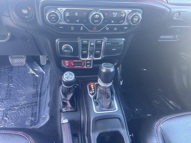Photo of 2020 Granite Crystal Metallic Clearcoat Jeep Gladiator