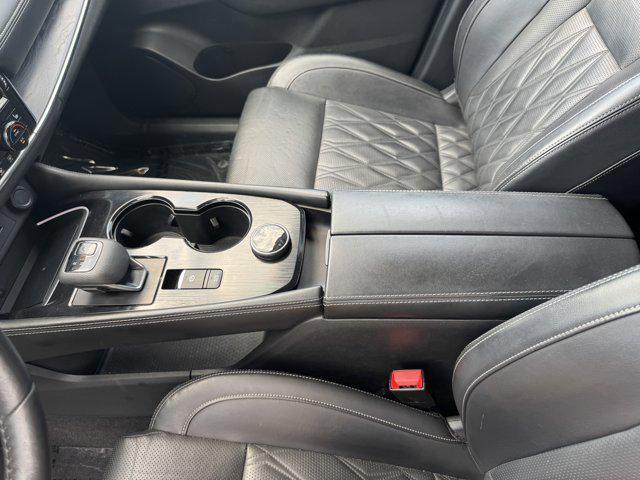 Photo of 2021 Super Black Nissan Rogue