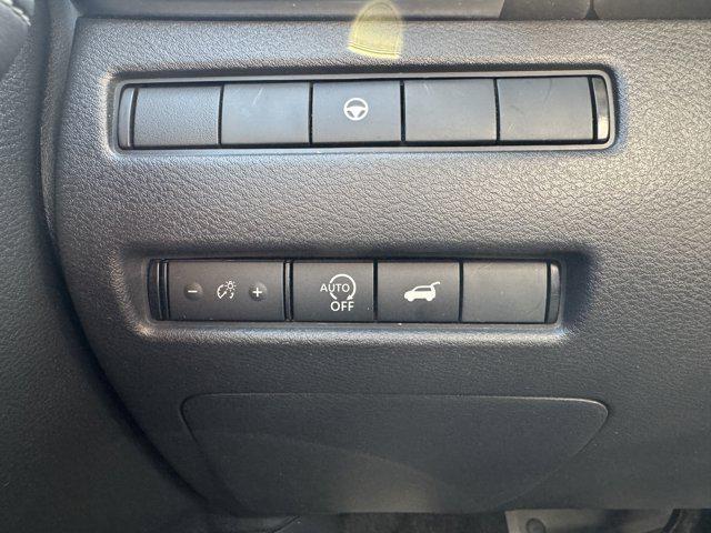 Photo of 2023 Gun Metallic Nissan Rogue