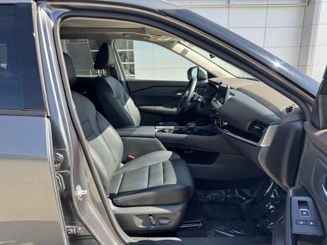 Photo of 2023 Gun Metallic Nissan Rogue