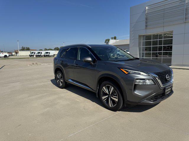 Photo of 2023 Gun Metallic Nissan Rogue